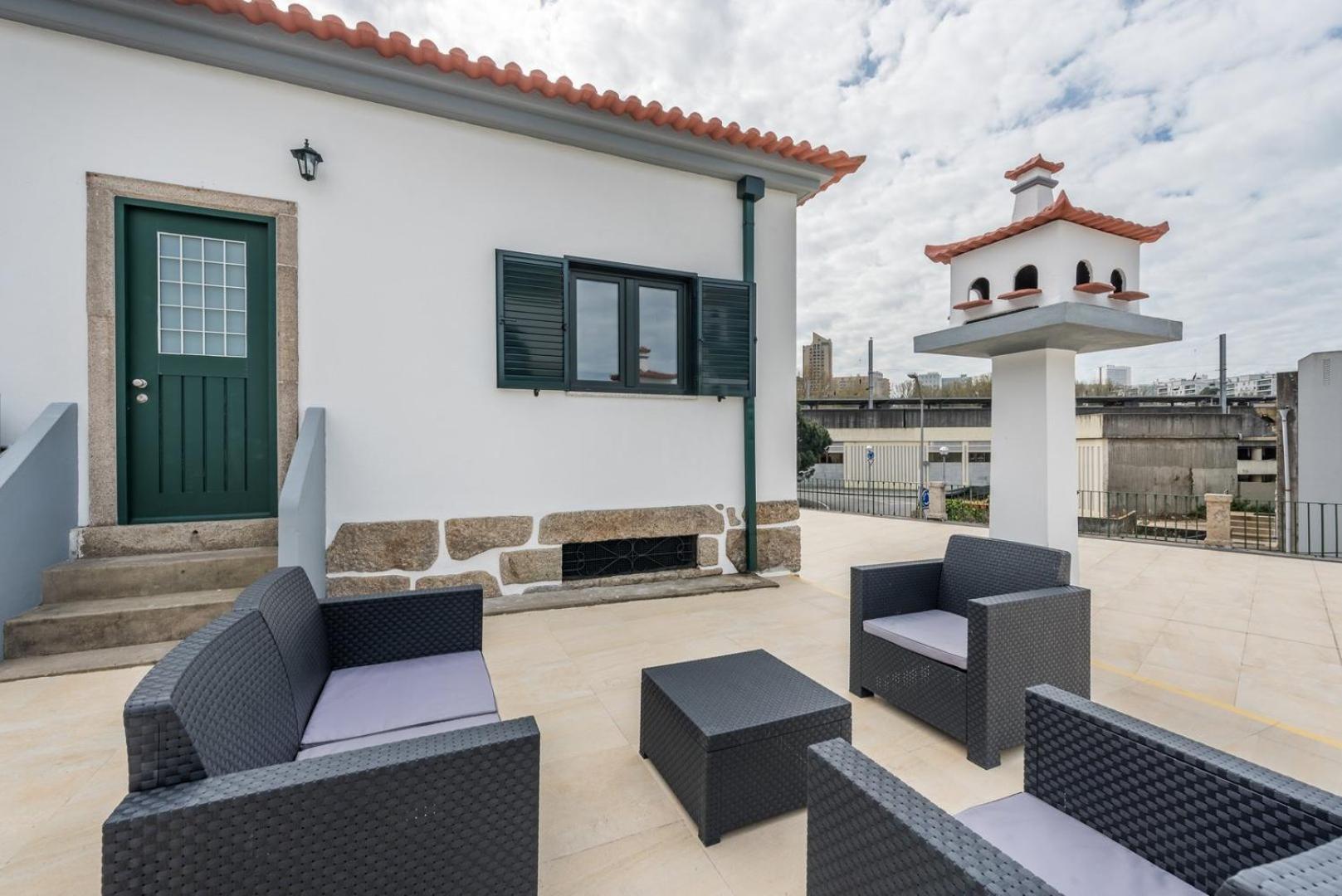 Gasthof Guestready - Spacious Modern Stay In Porto Vila Nova de Gaia